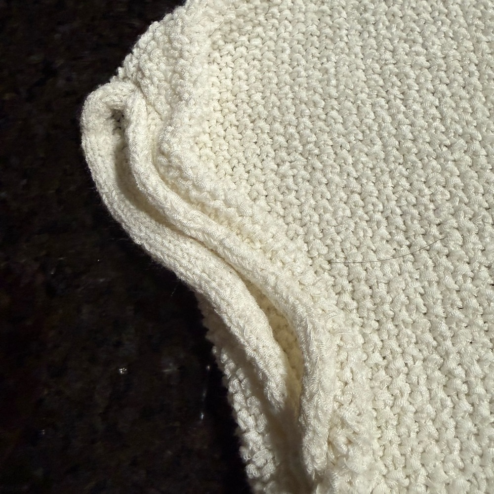 Jessica Simpson Cream Crew Neck Sweater NWOT - Picture 3 of 6